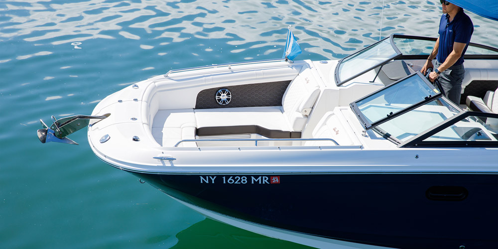 29' 2021 Sea Ray | Speedboat with Bluetooth Stereo & Swim